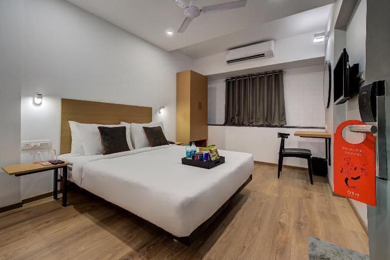 Hotel Unicontinental Bombay Eksteriør billede