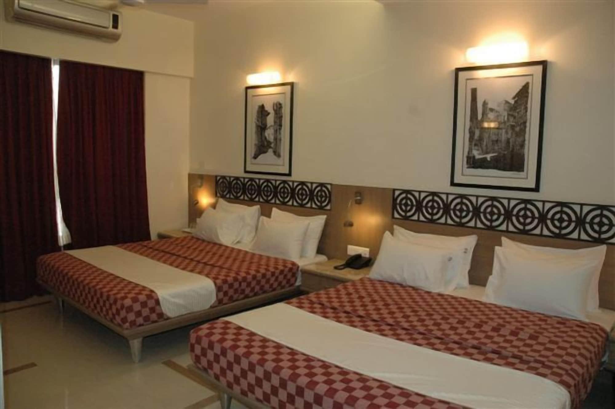 Hotel Unicontinental Bombay Eksteriør billede