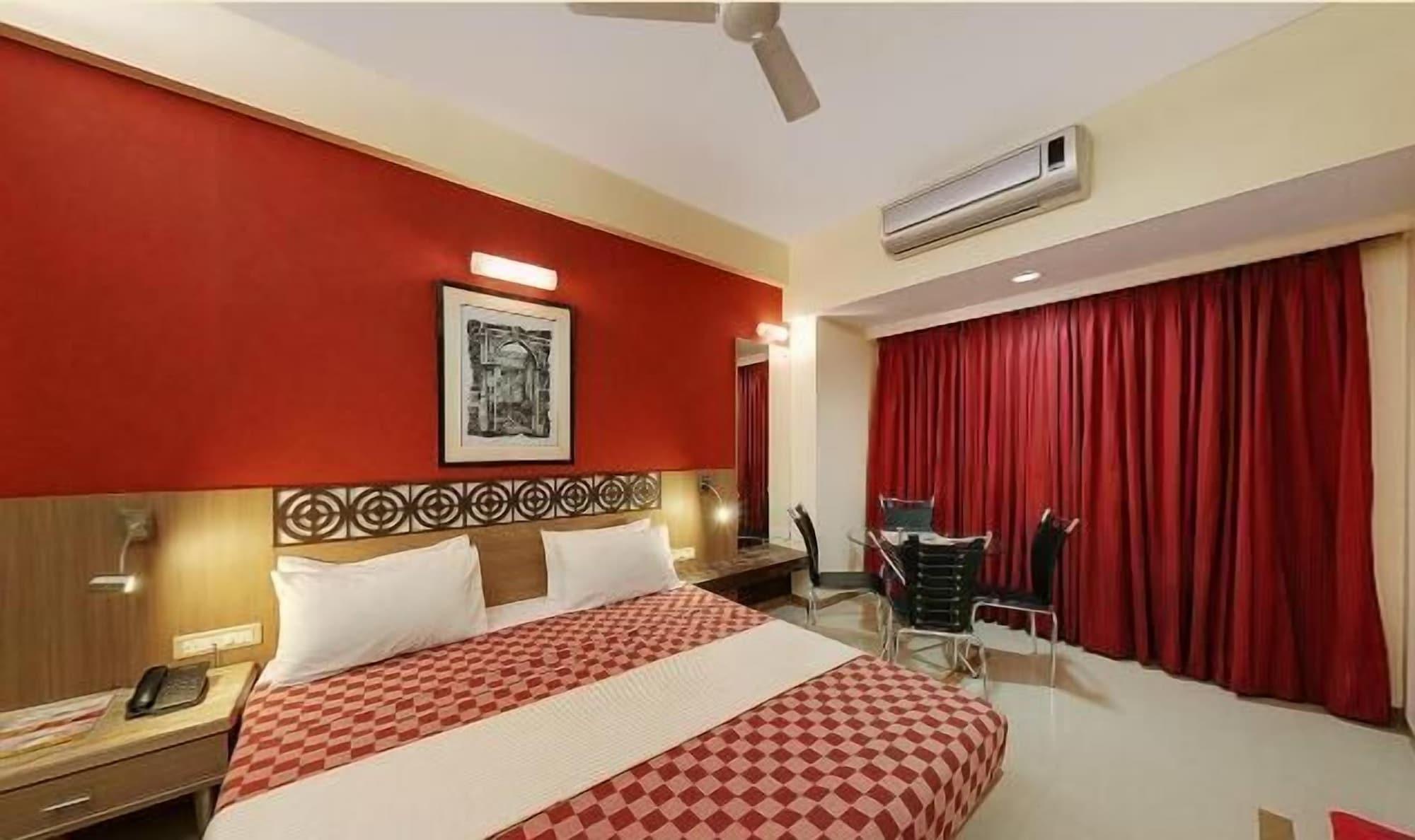 Hotel Unicontinental Bombay Eksteriør billede